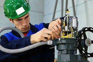 Насос для промивки та опресовки системи опалення: різновиди та критерії вибору