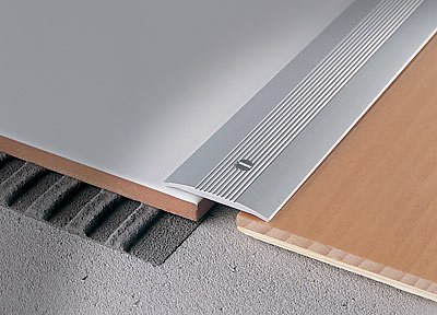 Стикувальні поріжки для підлогових покриттів з ламінату, лінолеуму, плитки і ковроліну.