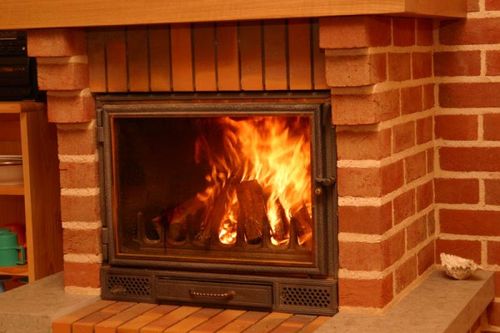 Камін з червоної цегли в інтерєрі: фото і чим пофарбувати