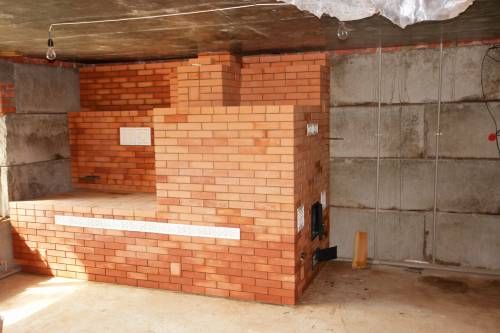 Російська піч з лежанкою: технологія кладки своїми руками, відео, фото