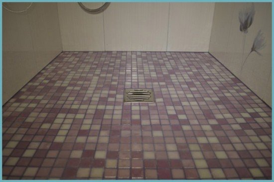 Душ без покупки душової кабіни в готовому вигляді: кілька відмінних варіантів