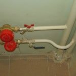 Розводка труб у ванній своїми руками поліпропіленом Розводка труб у ванній своїми руками поліпропіленом