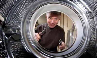 Пральна машина не вмикається: причини і що робити?