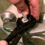 Як розібрати змішувач одинважільний у ванній