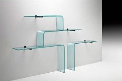 Оцінюємо різноманіття полиць для ванної кімнати: види та матеріали виробів