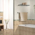 Фото плитка у ванній з малюнком: красива синя