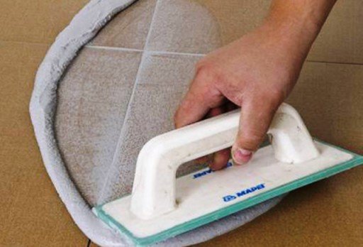 Як робиться затирка швів плитки у ванній своїми руками