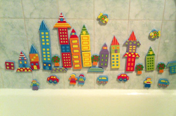 Які бувають іграшки для ванної: особливості вибору безпеки
