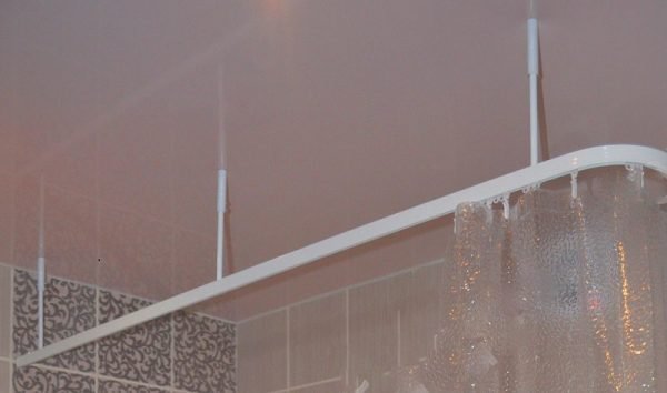 Г подібний карниз для кутовий і асиметричної ванни (фото і відео)