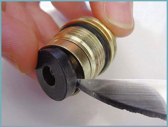 Змішувач двухвентильного типу: як розібрати і відремонтувати