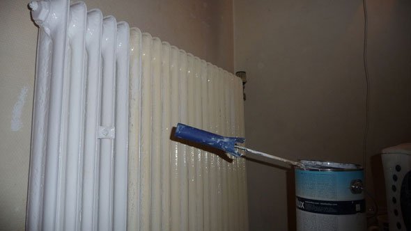 Фарба для батарей опалення без запаху: як і з чого вибирати? Фарба для батарей опалення без запаху: як і з чого вибирати?