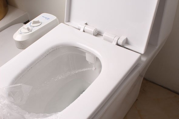 Біде у вигляді приставок, кришок і насадок для унітазу. Особливості моделей, монтаж, відгуки