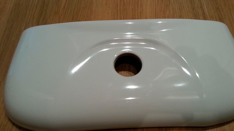 Кришка бачка унітазу: види і установка