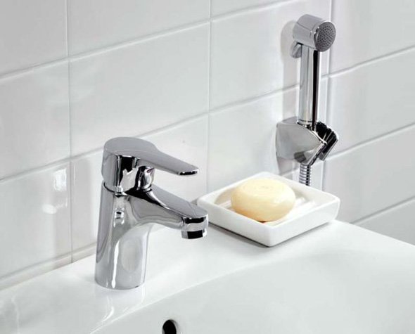 Вибираємо змішувач для раковини з гігієнічної лійкою (душем) Вибираємо змішувач для раковини з гігієнічної лійкою (душем)