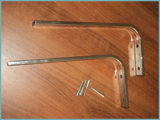 Розбираємося, як правильно закріпити раковину на стіні