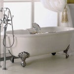 Отдельностоящая ванна на ніжках: фото приклади зразків