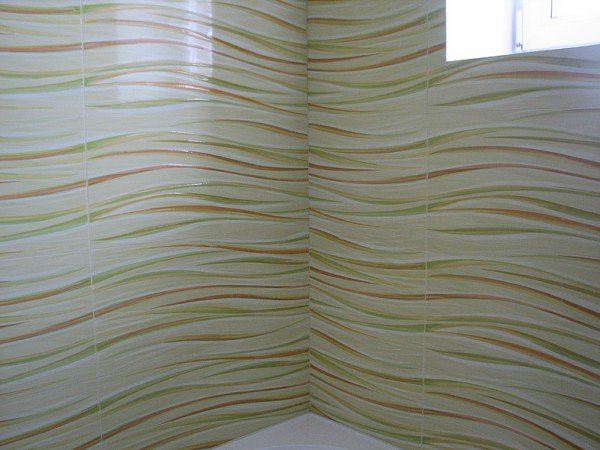 Як вибрати керамічну плитку для ванної — особливості укладання своїми руками (фото, відео)