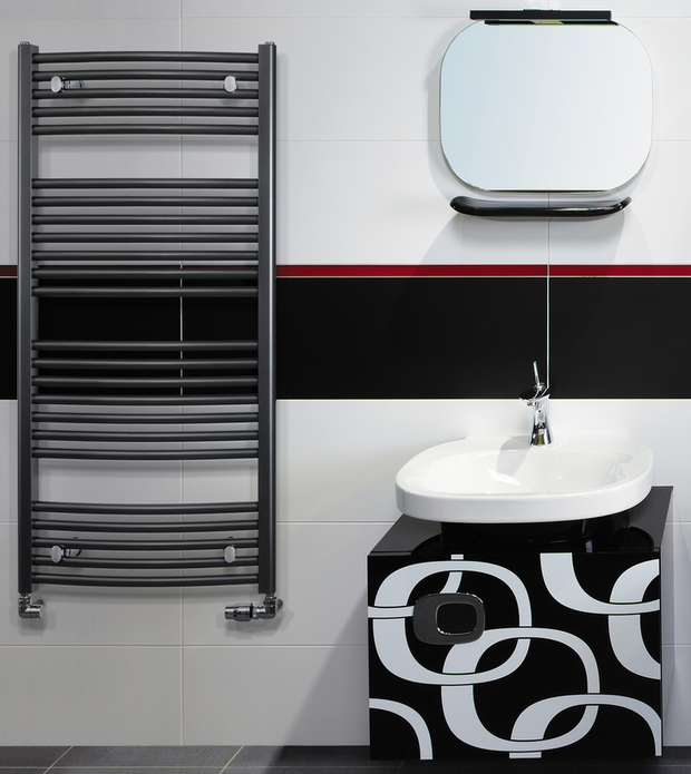 Вибираємо полотенцесушитель водяній з нержавіючої сталі