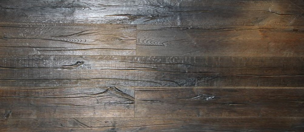 Що покласти на деревяну підлогу у ванній, яке покриття краще