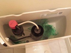 Ремонт унітазу: усуваємо текти зливного бачка