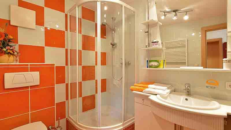 Кахель для ванної кімнати: фото поєднання кольорів