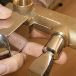 Вбудовуваний змішувач для душу прихованого монтажу Вбудовуваний змішувач для душу прихованого монтажу