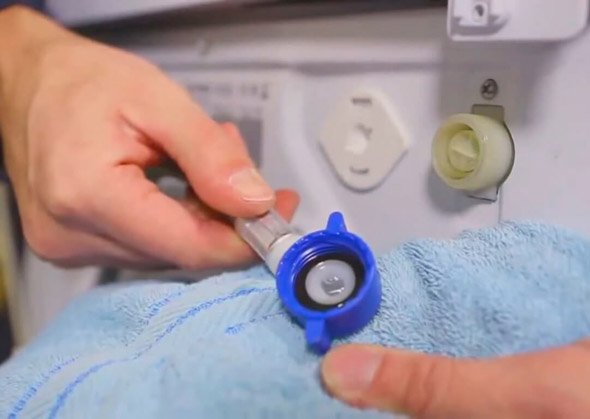 Пральна машина не набирає воду: причини та методи усунення типових неполадок Пральна машина не набирає воду: причини та методи усунення типових неполадок