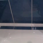 Герметизація ванни зі стіною: обробляємо стик