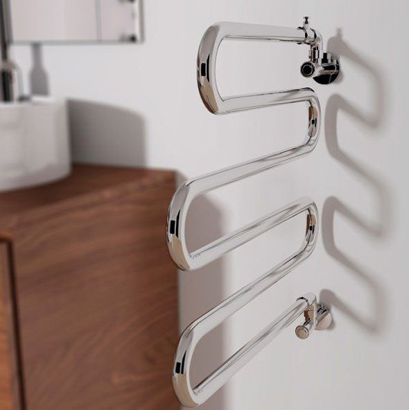 Вибираємо поворотний рушникосушка з електричною або водяною системою