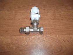 Терморегулятор для радіатора опалення. Різновиди, принцип роботи, самостійна установка на батарею Терморегулятор для радіатора опалення. Різновиди, принцип роботи, самостійна установка на батарею