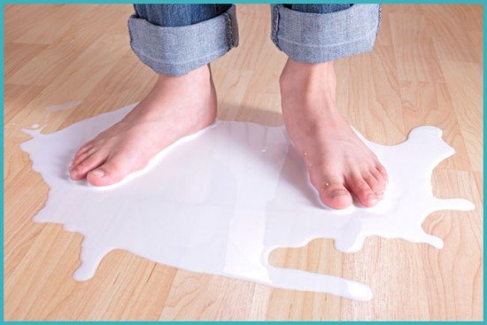 Вологостійкий ламінат – сучасне підлогове покриття для ванної кімнати: характеристики, особливості його вибору, поради