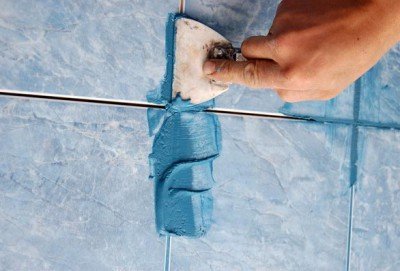 Затирка для швів плитки у ванній, яка буде краще і чому