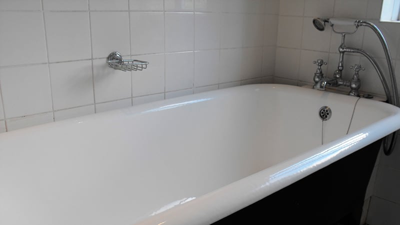 Ремонт ванни акрилом: відгуки, недоліки і переваги