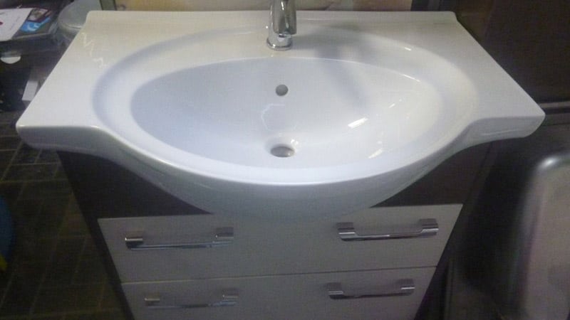 Умивальники у ванну кімнату: фото приклади