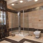 Розкладка плитки у ванній: 70 фото дизайну інтерєрів