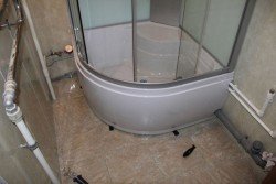 Як правильно встановити нову душову кабіну своїми руками Як правильно встановити нову душову кабіну своїми руками