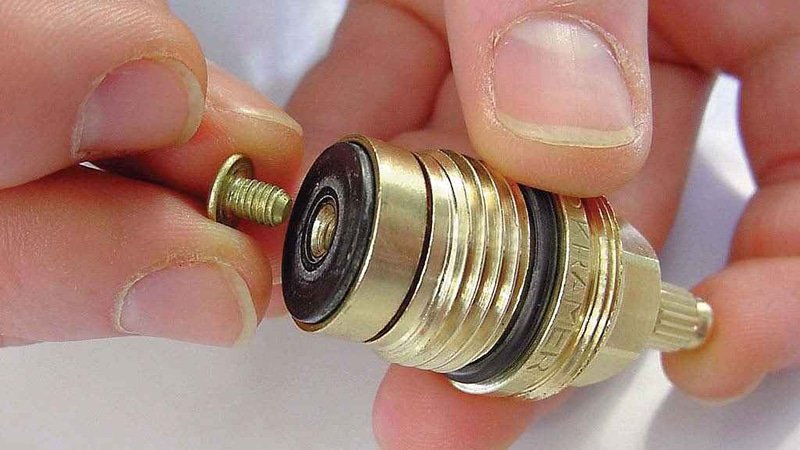 Ремонт змішувача у ванній своїми руками