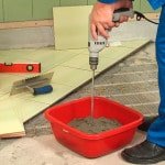 Клей для плитки у ванній: який плитковий клей краще вибрати