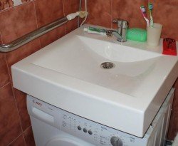 Раковина латаття: вибираємо і розміщуємо над пральною машиною