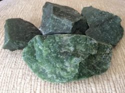 Які камені краще всього підходять для лазні. Поради, відгуки, відео