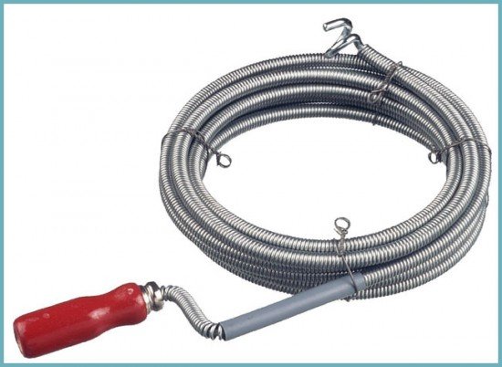 Як самостійно усунути засмічення в раковині (мийці або трубі) на кухні