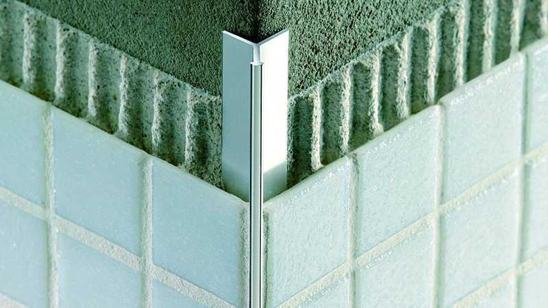 Куточки для плитки у ванній: пластикові, керамічні