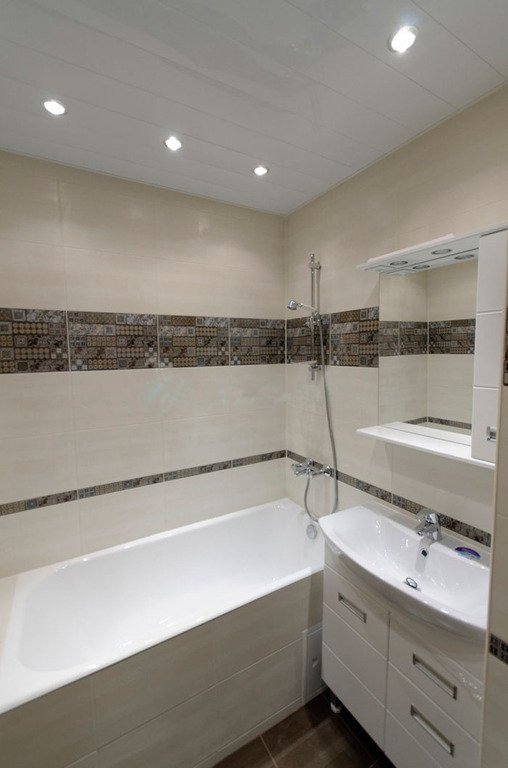 Плитка для маленької ванної кімнати, яку вибрати