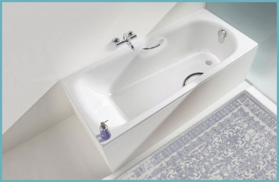 Як і чим очистити ванну, щоб зберегти її красу і глянець