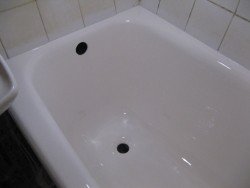 Реставрації ванн акрилом: розглянемо плюси і мінуси даного методу