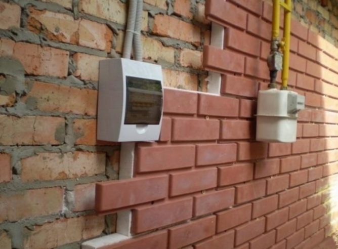 Який утеплювач краще і як утеплити стіни цегляного будинку