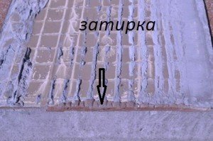 Зубчастий шпатель