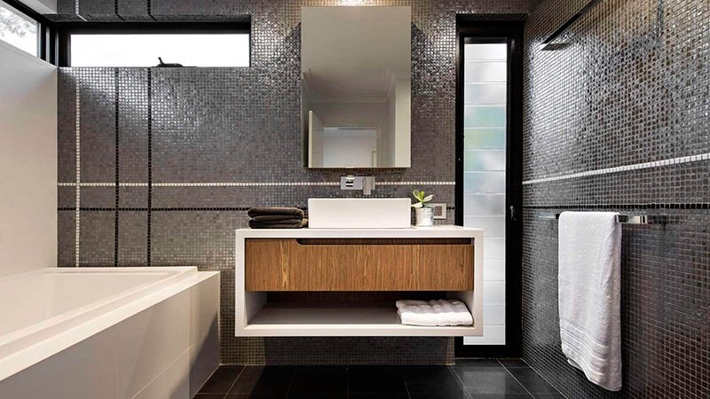 Плитка мозаїка для ванної кімнати: фото дизайну інтерєру