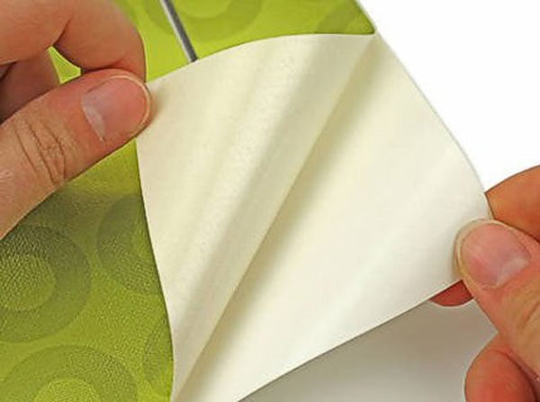 Вологостійкі шпалери для ванної кімнати — види і як вибрати (відео, фото)