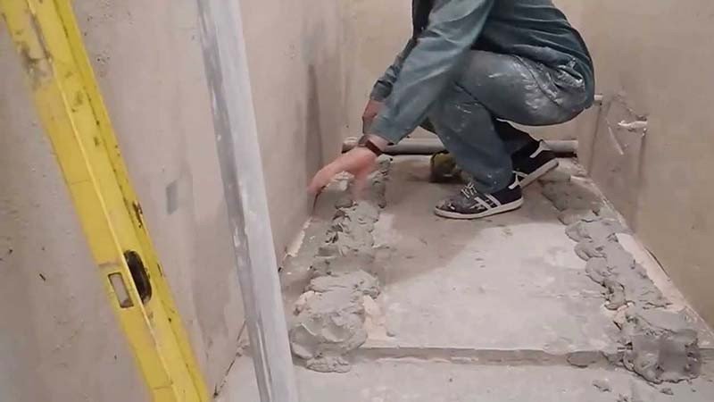 Ремонт в туалеті: як зробити своїми руками